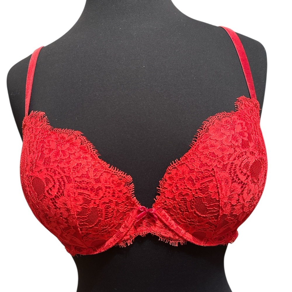 Victoria's Secret DREAM ANGELS Lace Push-Up Bra size 34D Red